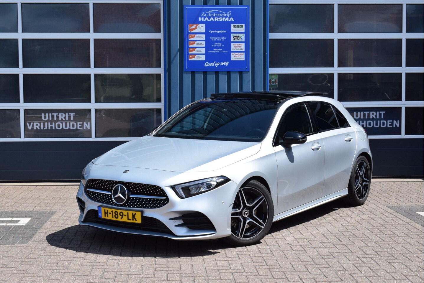 Mercedes-Benz A-klasse - 220 Premium Plus AMG Nicht-pakket Panoramadak - AutoWereld.nl