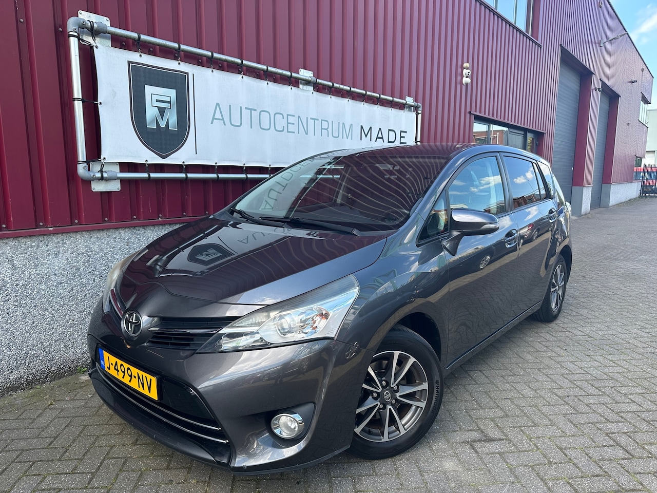 Toyota Verso - 1.6 VVT-i Comfort // Navi // Clima // Pano // trk.hk - AutoWereld.nl