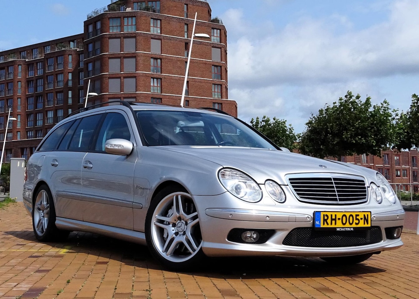 Mercedes-Benz E-klasse Combi - AMG 55 Schuifdak 7 Persoons! - AutoWereld.nl