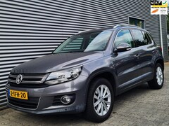 Volkswagen Tiguan - 1.4 TSI Sport&Style 01-2014 Antr. Grijs Metallic