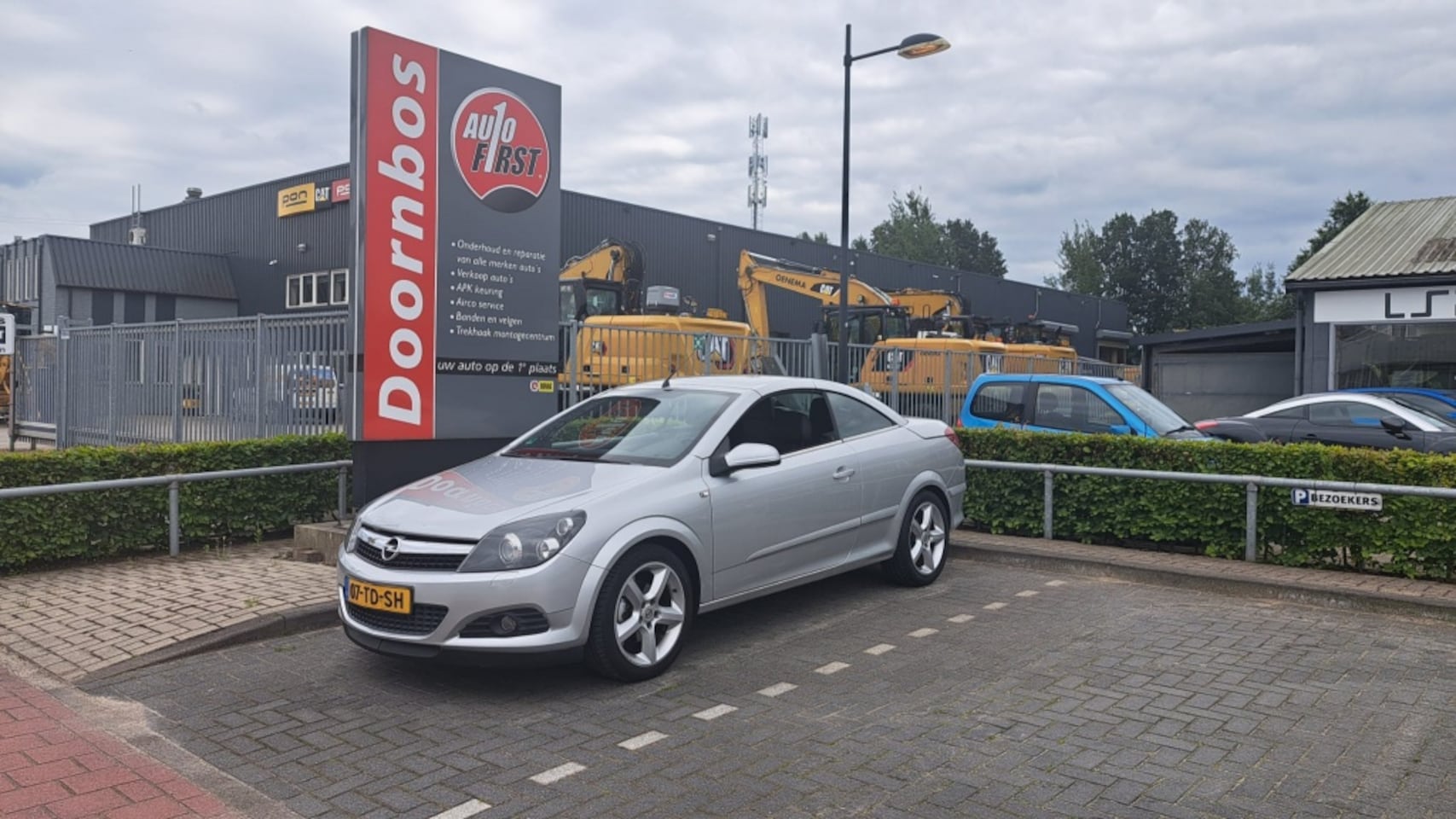 Opel Astra TwinTop - 1.8i Leer, Airco, Nav 1.8 Cosmo - AutoWereld.nl