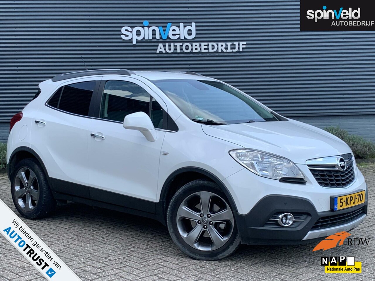 Opel Mokka - 1.6 Cosmo BJ`13 NAP NL Navi Cruise Airco Trekhaak PDC - AutoWereld.nl