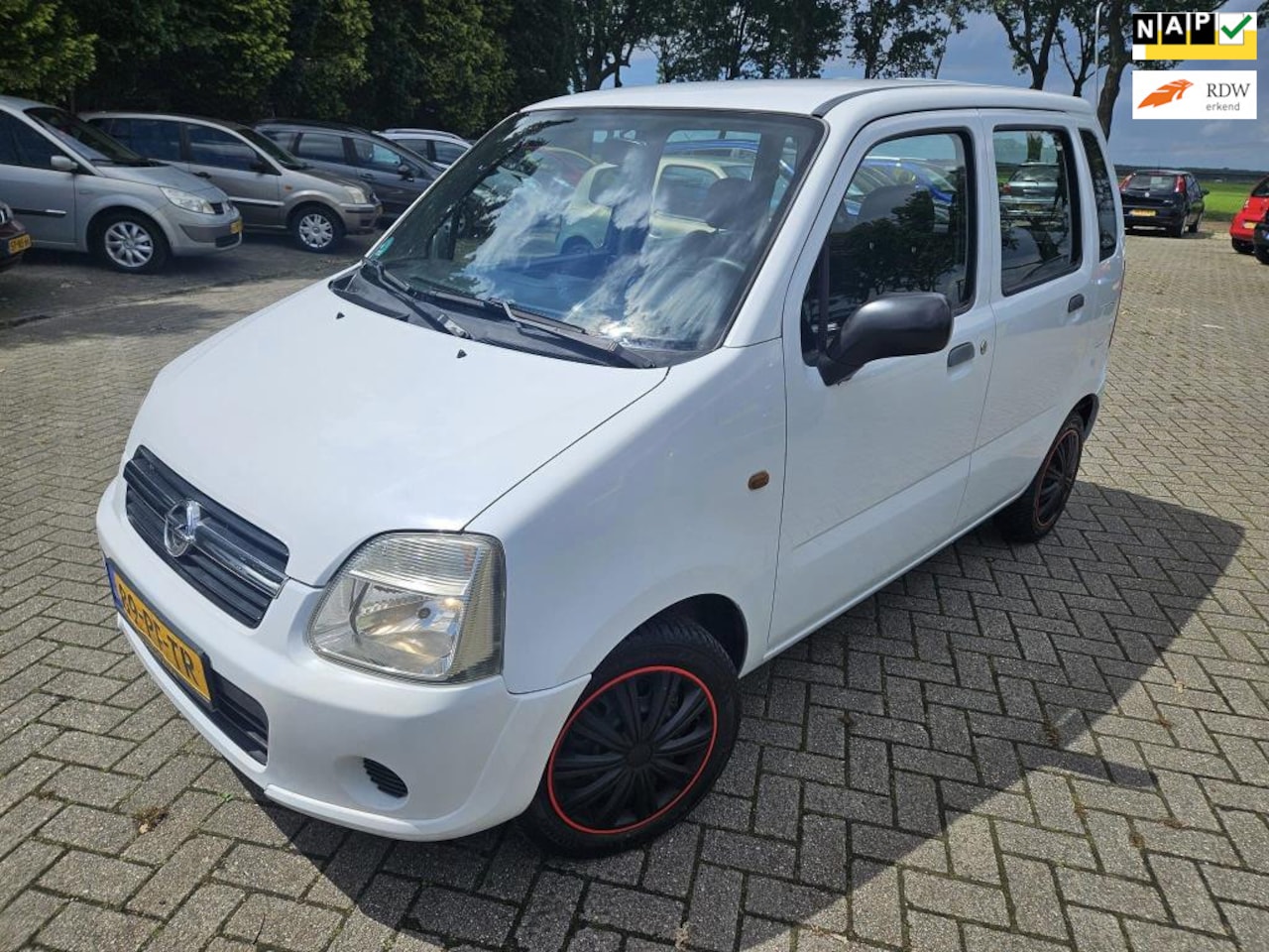 Opel Agila - 1.0-12V Essentia. 2004. 88000km. Stuurbekrachtiging. Zeer nette auto! - AutoWereld.nl