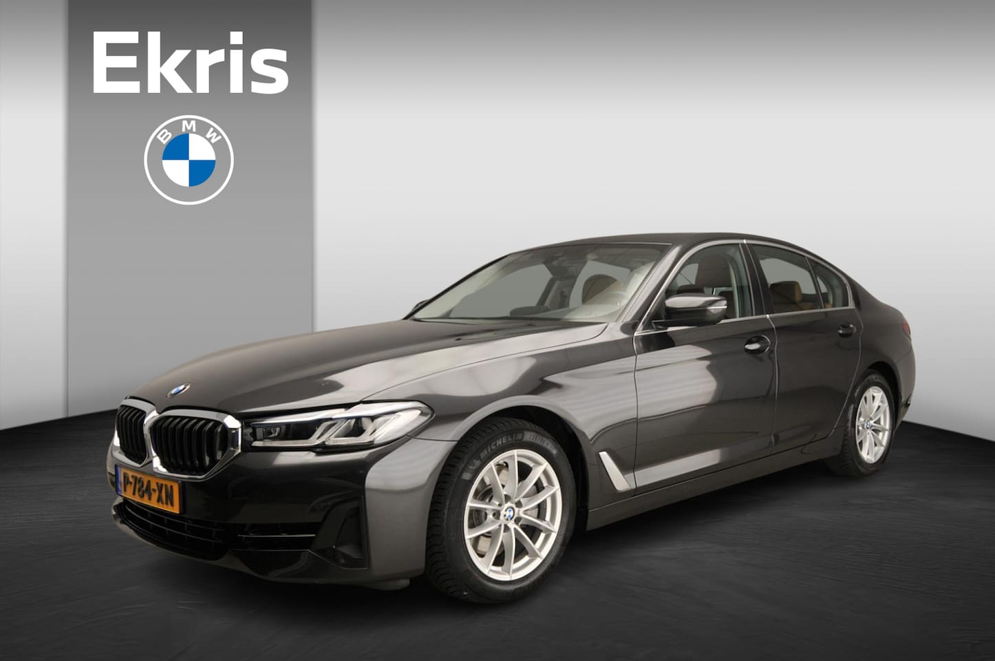 BMW 5-serie - Sedan 520i | Laserlicht | Leder | Navigatie | Comfortzetels | Stoelverwarming | DAB | Alu - AutoWereld.nl