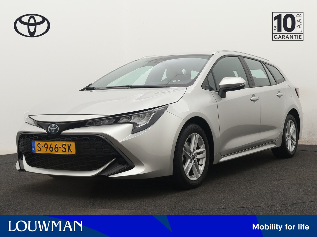 Toyota Corolla Touring Sports - 1.8 Hybrid Active | Apple Carplay/Android Auto | Camera | Climate Control | LED | - AutoWereld.nl