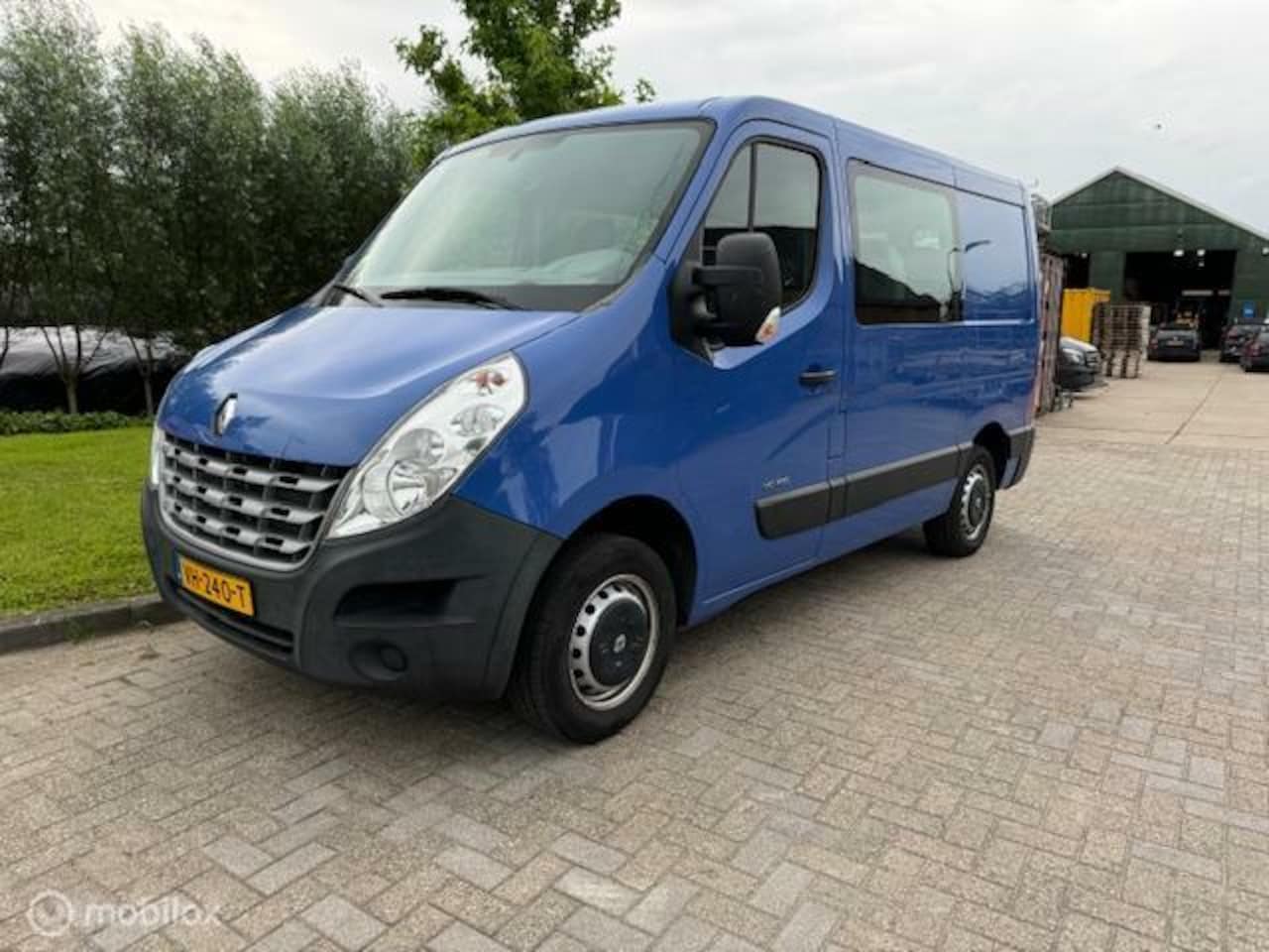 Renault Master - bestel T33 2.3 dCi L1H2 EcoRolstoelbus + Lift - AutoWereld.nl