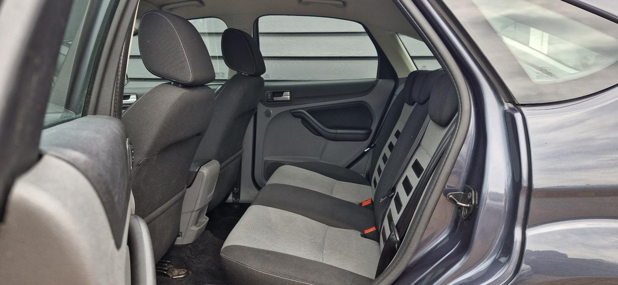 Ford Focus - 1.6 Trend Sport (Nieuwe koppeling / APK 21-8-2025 / Airco)