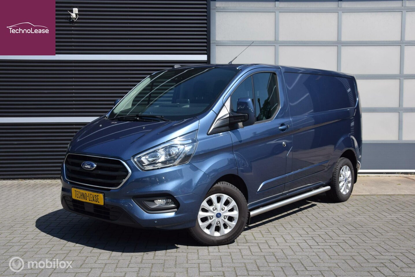 Ford Transit Custom - 280 2.0 TDCI L1H1 Limited Navi Camera Apple Carplay - AutoWereld.nl