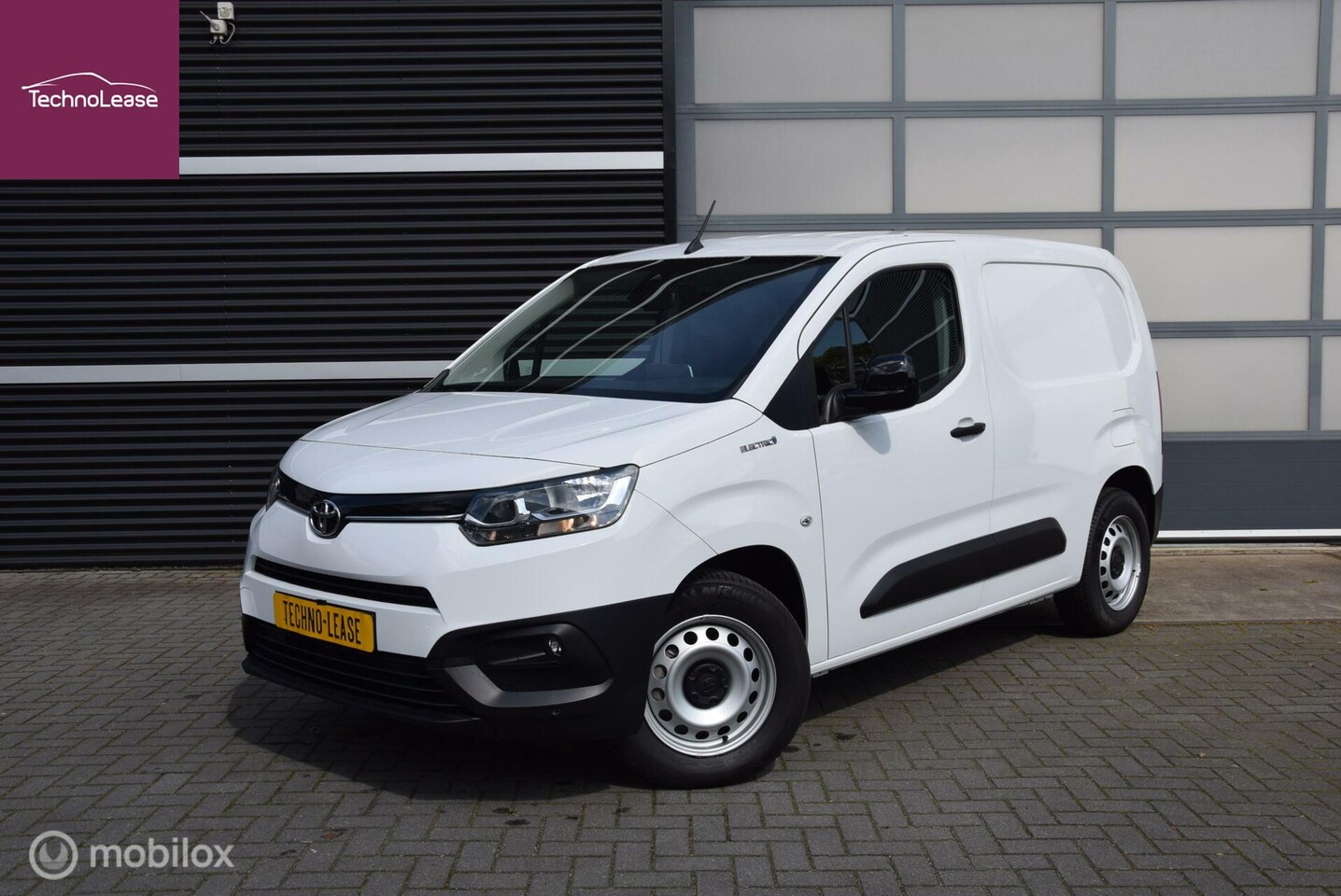 Toyota PROACE CITY Electric - Live 50 kWh - AutoWereld.nl