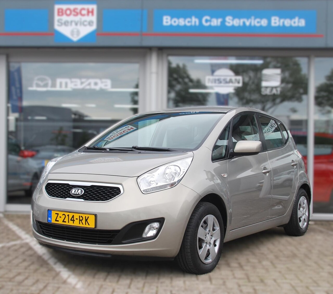 Kia Venga - 1.4 CVVT | T R E K H A A K | - AutoWereld.nl