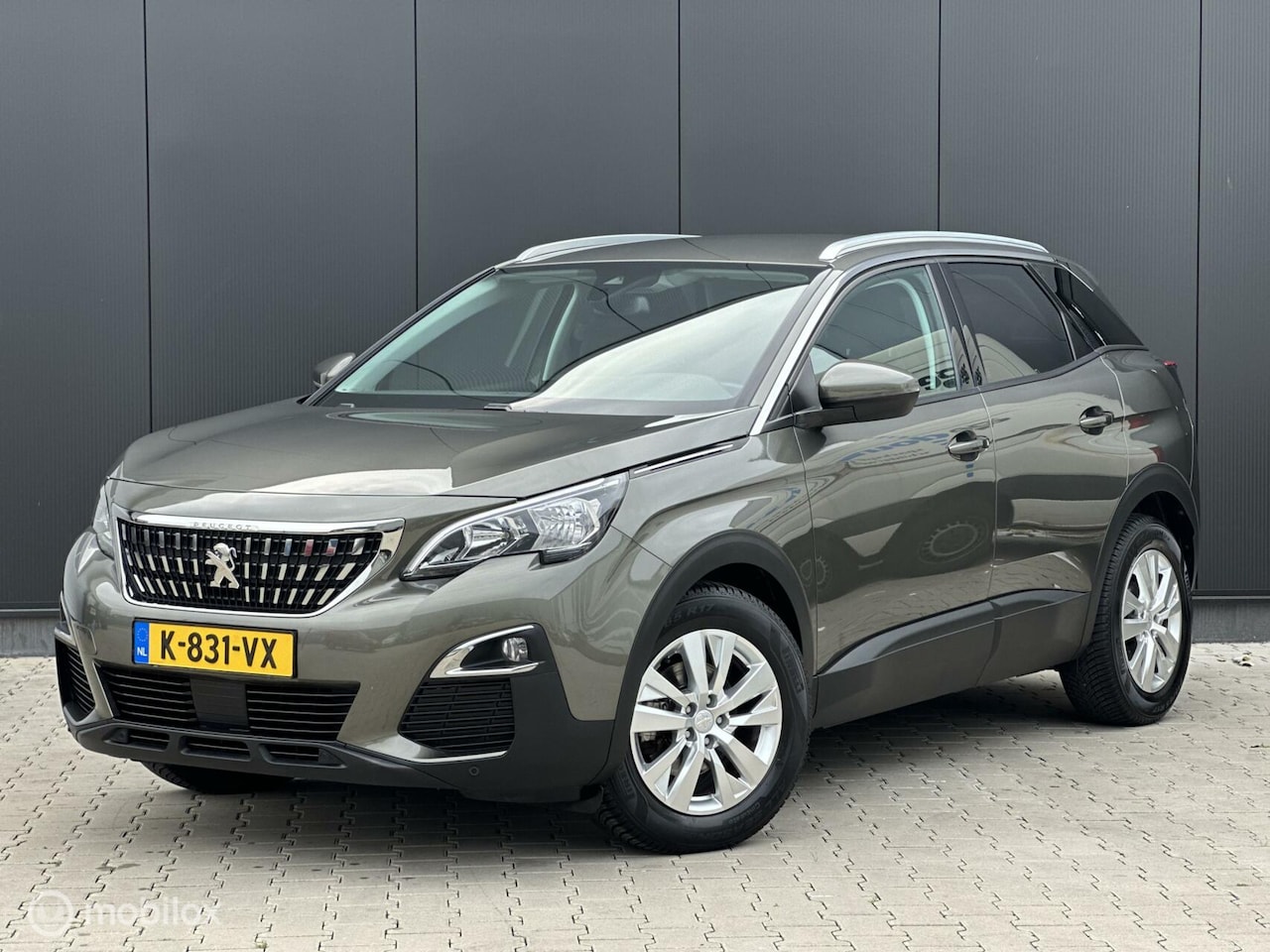 Peugeot 3008 - 1.2 PureTech Active | CRUISE | NAVI | AUTOMAAT | - AutoWereld.nl