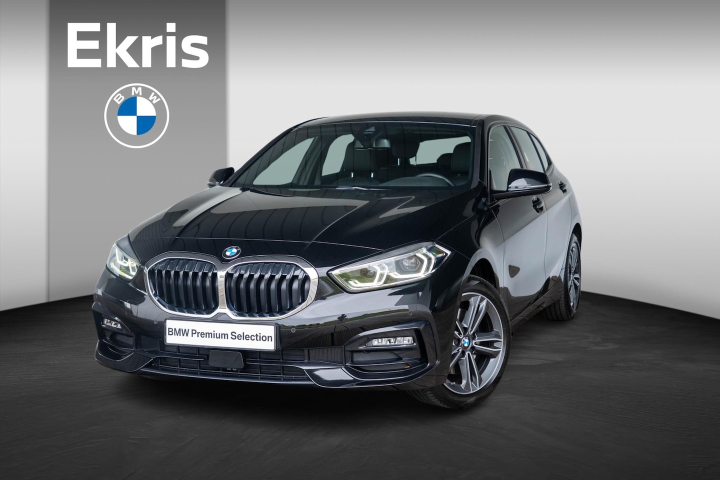 BMW 1-serie - 5-deurs 118i | Sport Line / Sportstoelen voor / Vergrote brandstoftank / HiFi - AutoWereld.nl