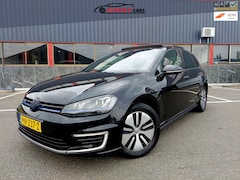 Volkswagen Golf - 1.4 TSI GTE // AUTO- PARK ASSIST / ACC / FRONT ASSIST / NAVI / CLIMA / CRUISE / NAP