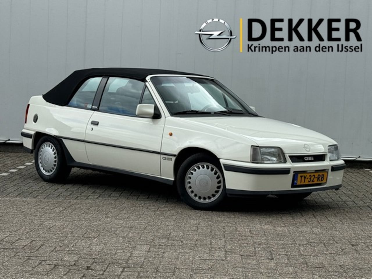 Opel Kadett - 2.0 GSI Cabrio - AutoWereld.nl