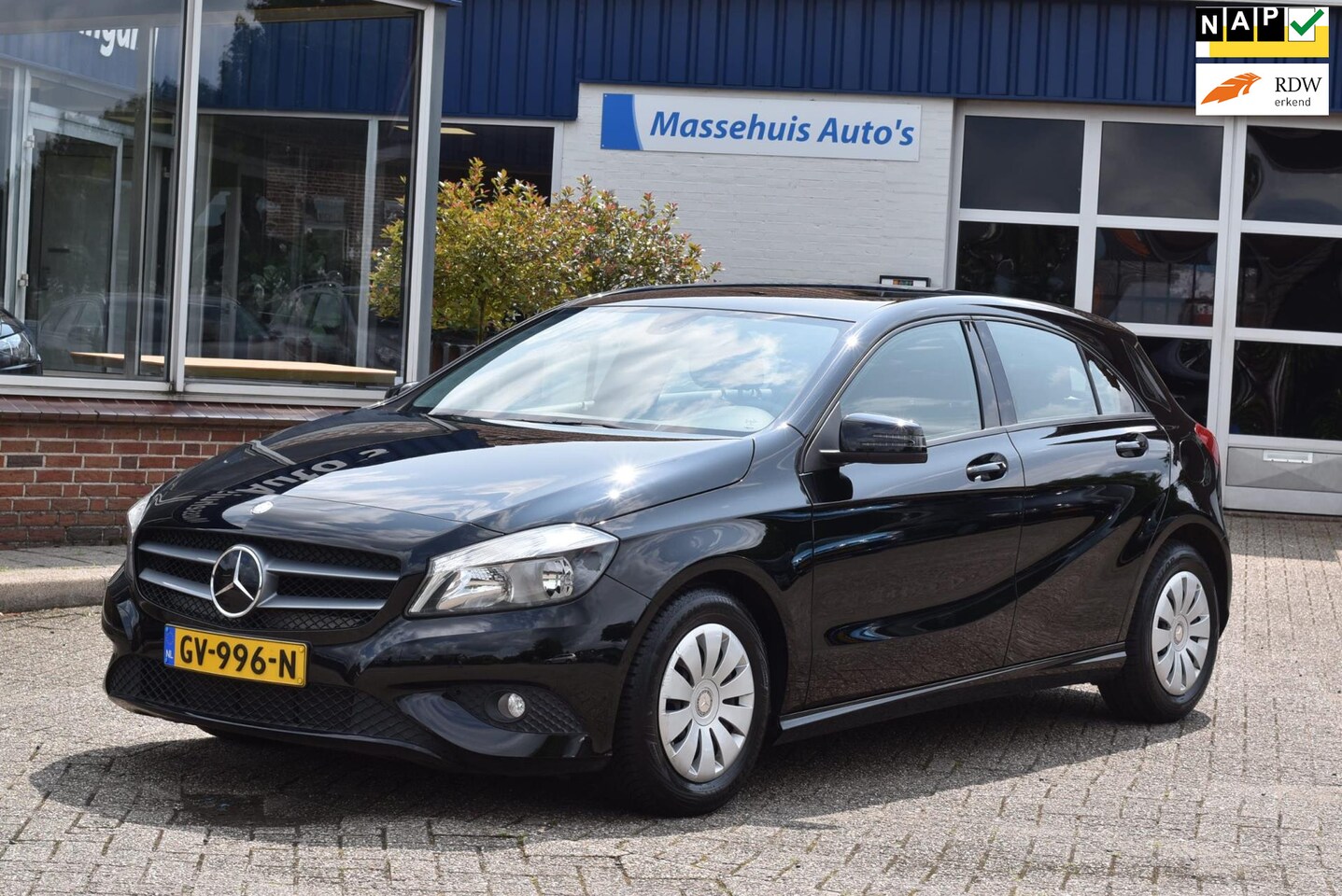 Mercedes-Benz A-klasse - 180 Economy 72.000km Clima 5-drs NL-auto Nieuwstaat Nwe APK - AutoWereld.nl