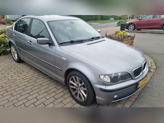 BMW 3-serie - 318i Executive