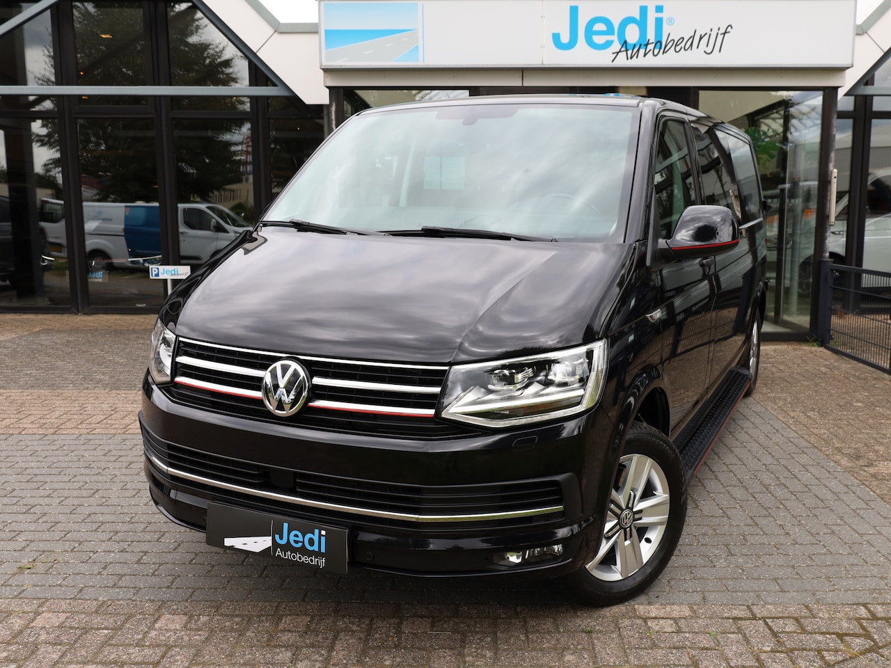 Volkswagen Transporter - Dub. Cab.Highline 2.0 TDI 150kw/204pk L2H1 DSG7 - AutoWereld.nl