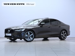 Volvo S60 - 2.0 B4 Plus Dark / Pilot Assist / Panoramadak / Trekhaak / Harman Kardon / Getint glas / L