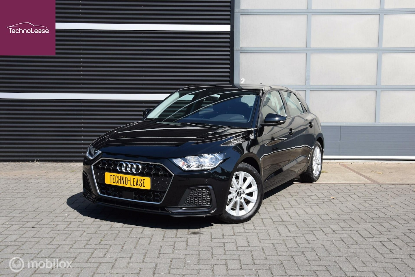 Audi A1 Sportback - 30 TFSI Epic Virtual Cockpit DAB cruise control - AutoWereld.nl