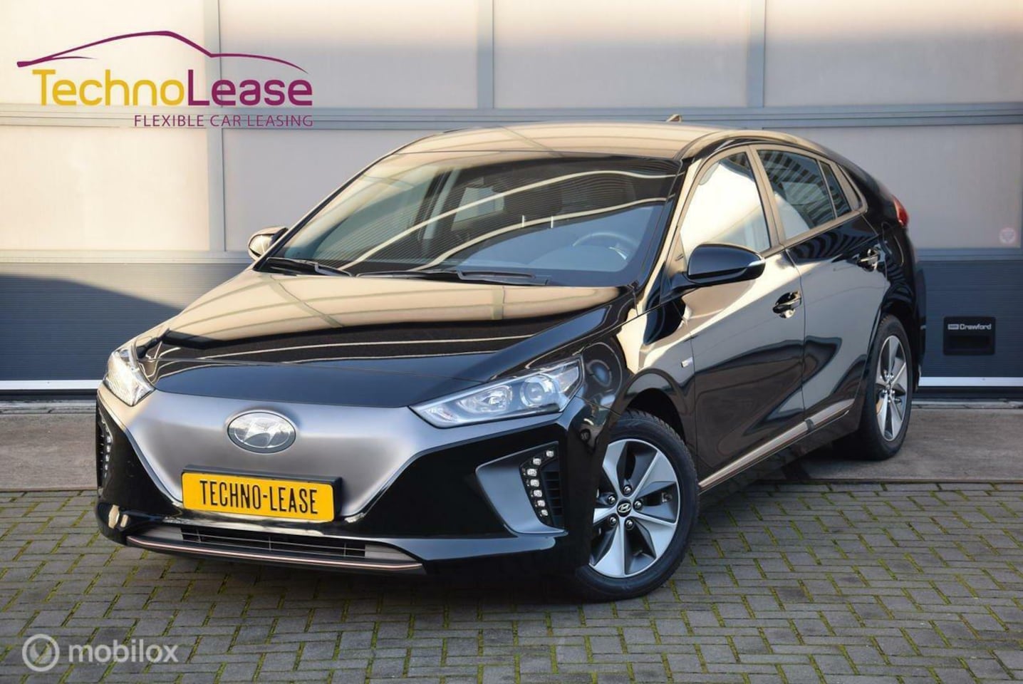 Hyundai IONIQ - ELECTRIC 88KW INCL. BTW DAB+ NAVI APPLE CARPLAY - AutoWereld.nl