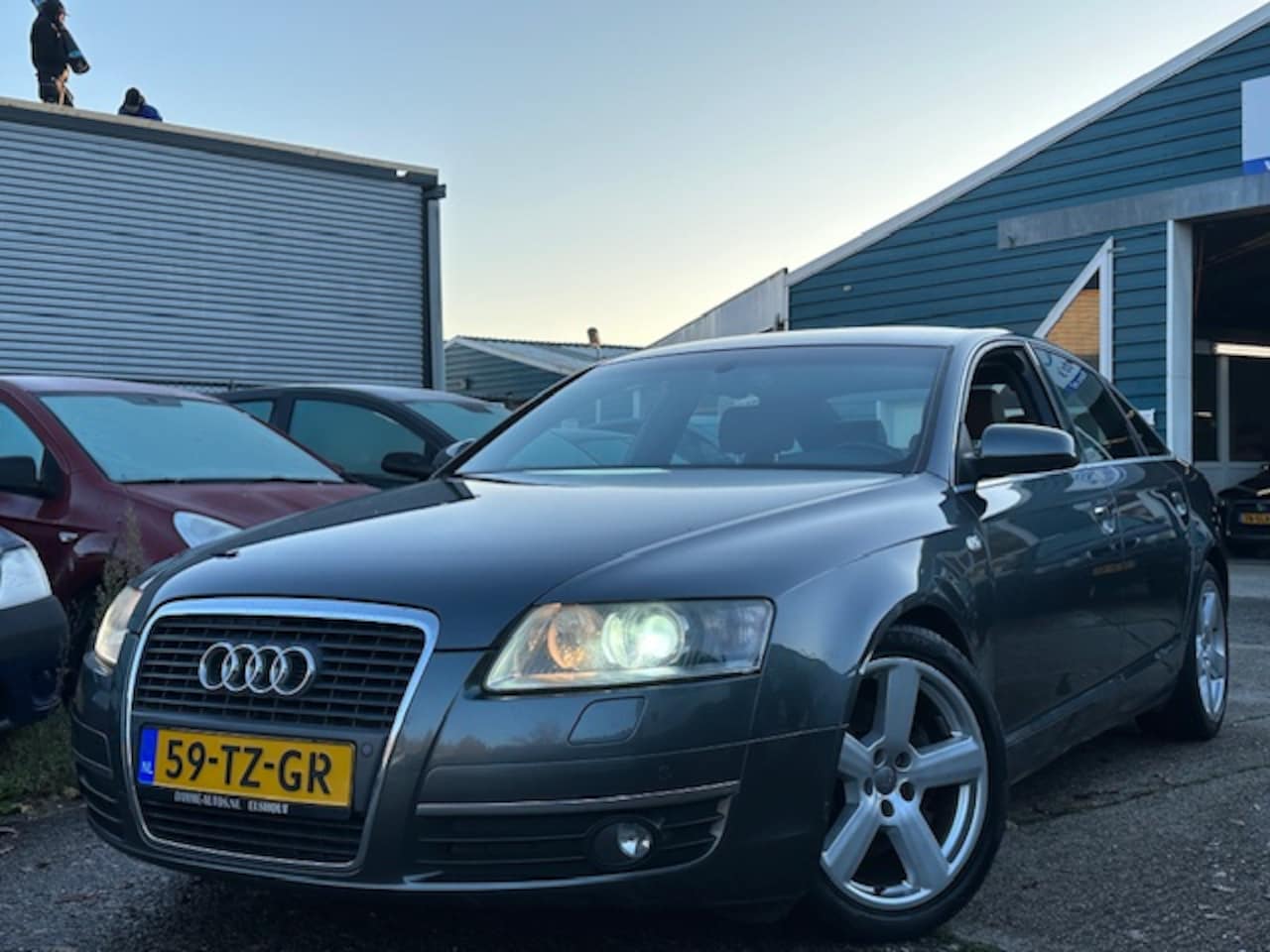 Audi A6 Limousine - 2.8 FSi Pro Line Business Automaat | ECC | 18" LMV | Leer | Navi | Xenon - AutoWereld.nl