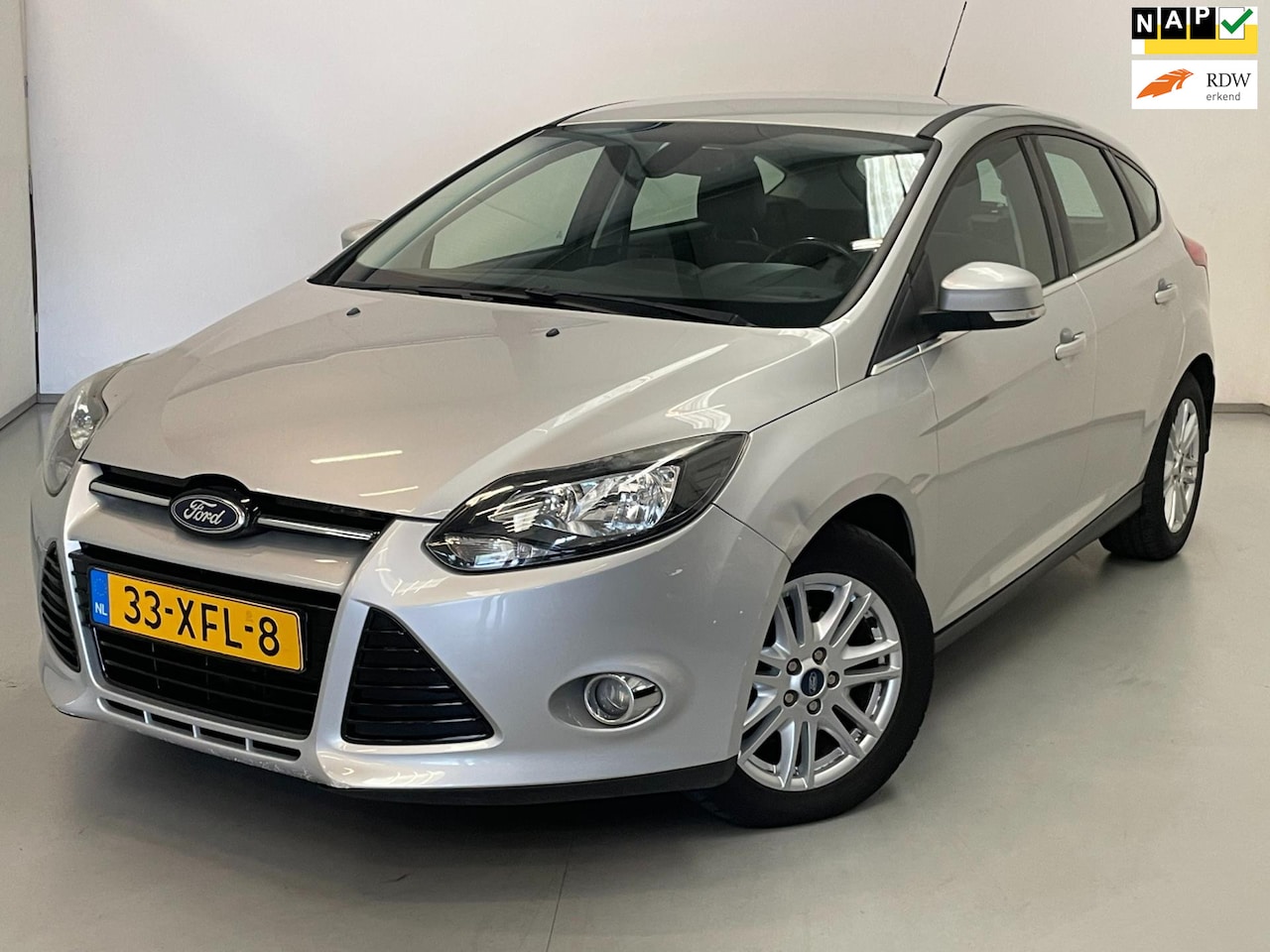 Ford Focus - 1.0 EcoBoost Titanium / Export / Meeneemprijs - AutoWereld.nl