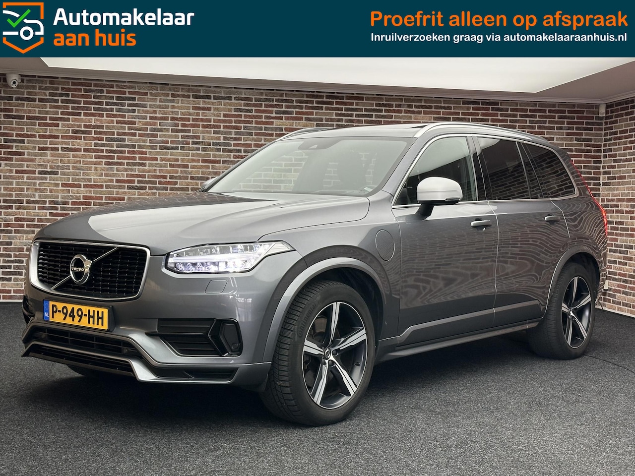 Volvo XC90 - 2.0 T8 Twin Engine AWD R-Design | Luchtvering| Dak| Trekhaak| Harman/Kardon| BTW auto| - AutoWereld.nl