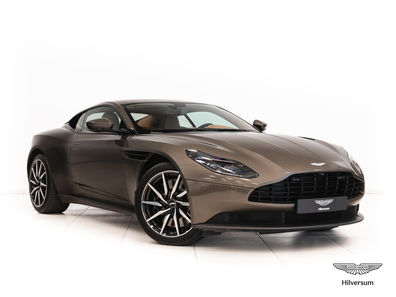 Aston Martin V8 Coupé - DB11 2020 - AutoWereld.nl