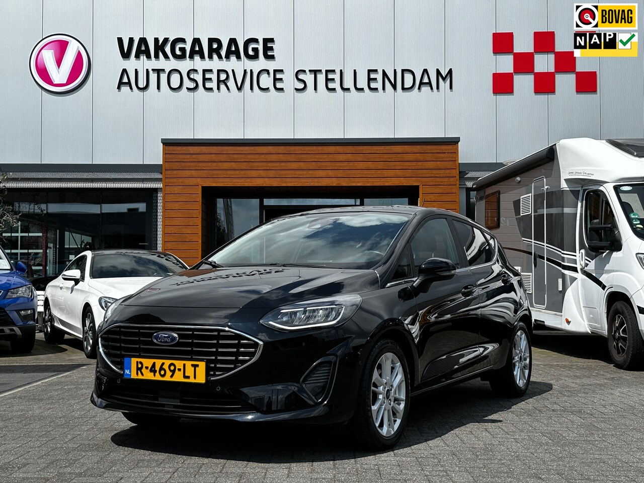 Ford Fiesta - 1.0 EcoBoost Hybrid Titanium X|125 pk|Stoel/Stuur verw|Camera|Carplay|Navigatie - AutoWereld.nl