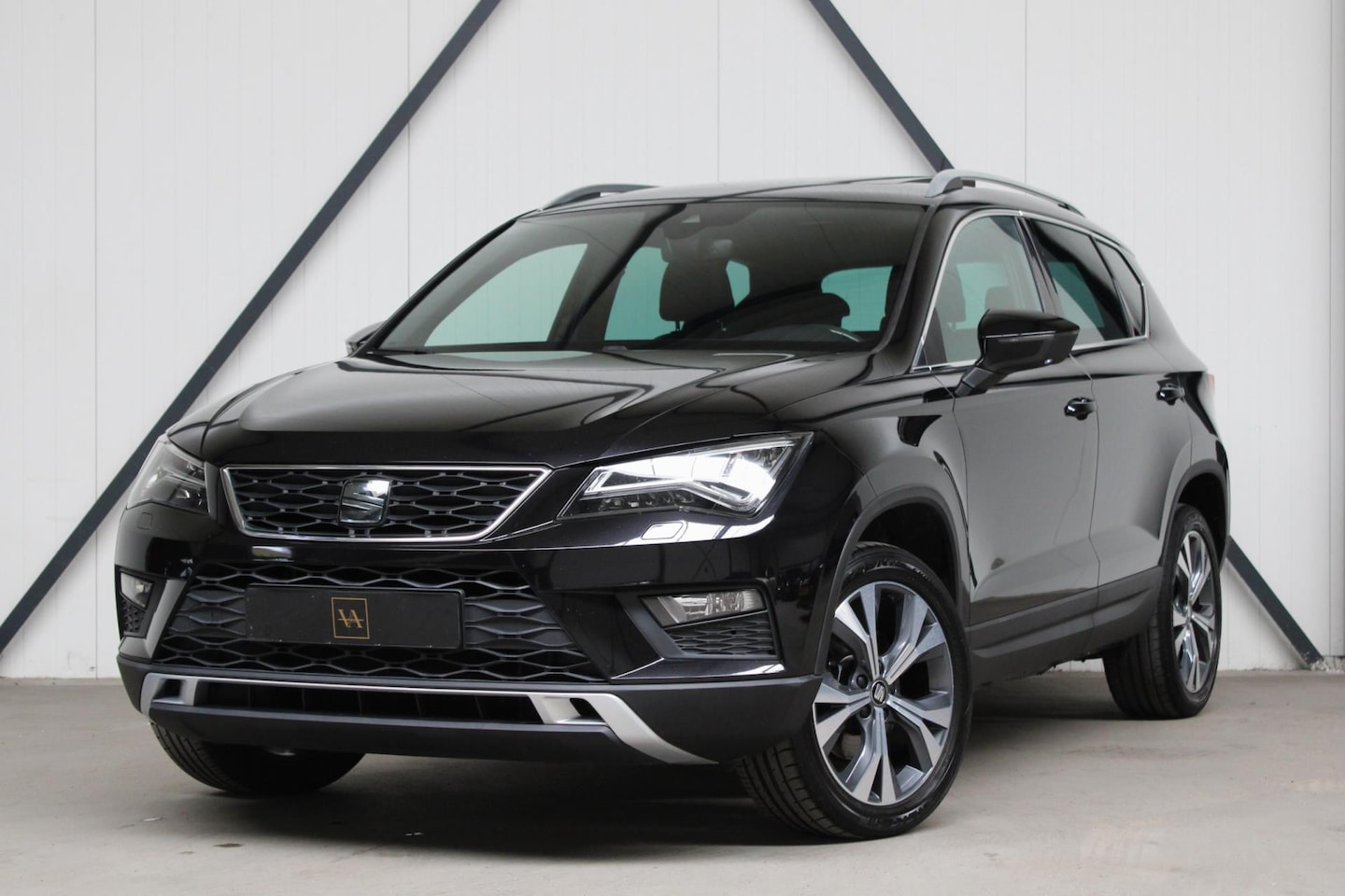 Seat Ateca - 1.4 EcoTSI Xcellence l 1e eigenaar l Panoramadak l LED l Camera l NAVI - AutoWereld.nl