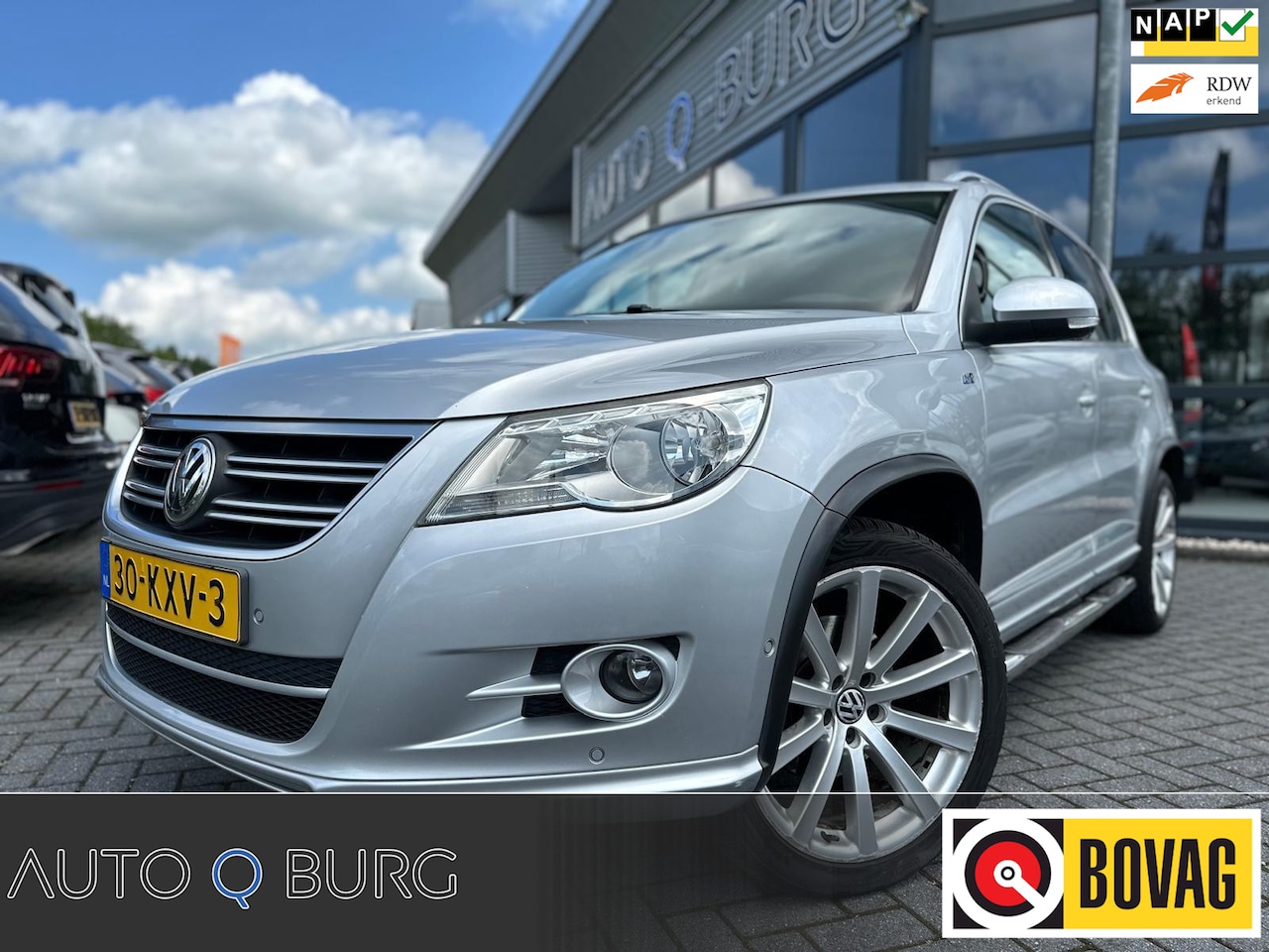 Volkswagen Tiguan - 2.0 TSI Sport&Style 4Motion 200PK | R-Line | Navigatie | PDC voor en achter | 19 Inch | Pe - AutoWereld.nl