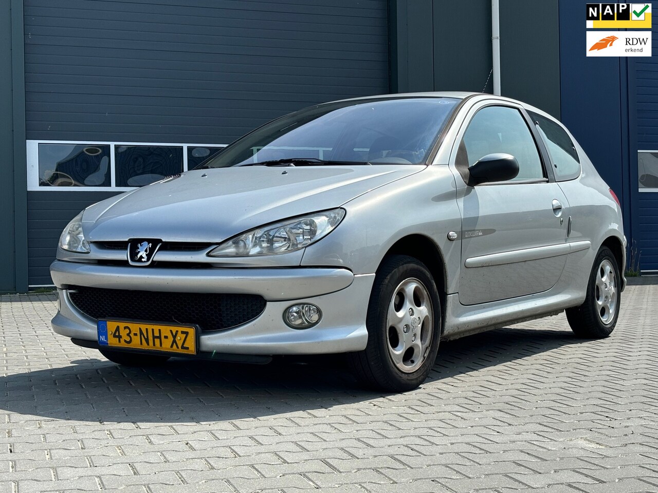 Peugeot 206 - 1.4 Quiksilver |Airco| - AutoWereld.nl