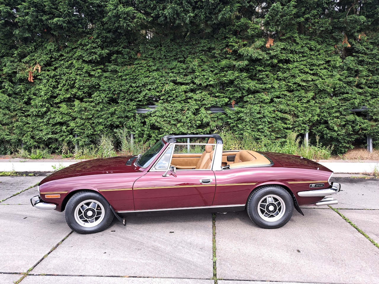 Triumph Stag - MK II Convertible - AutoWereld.nl