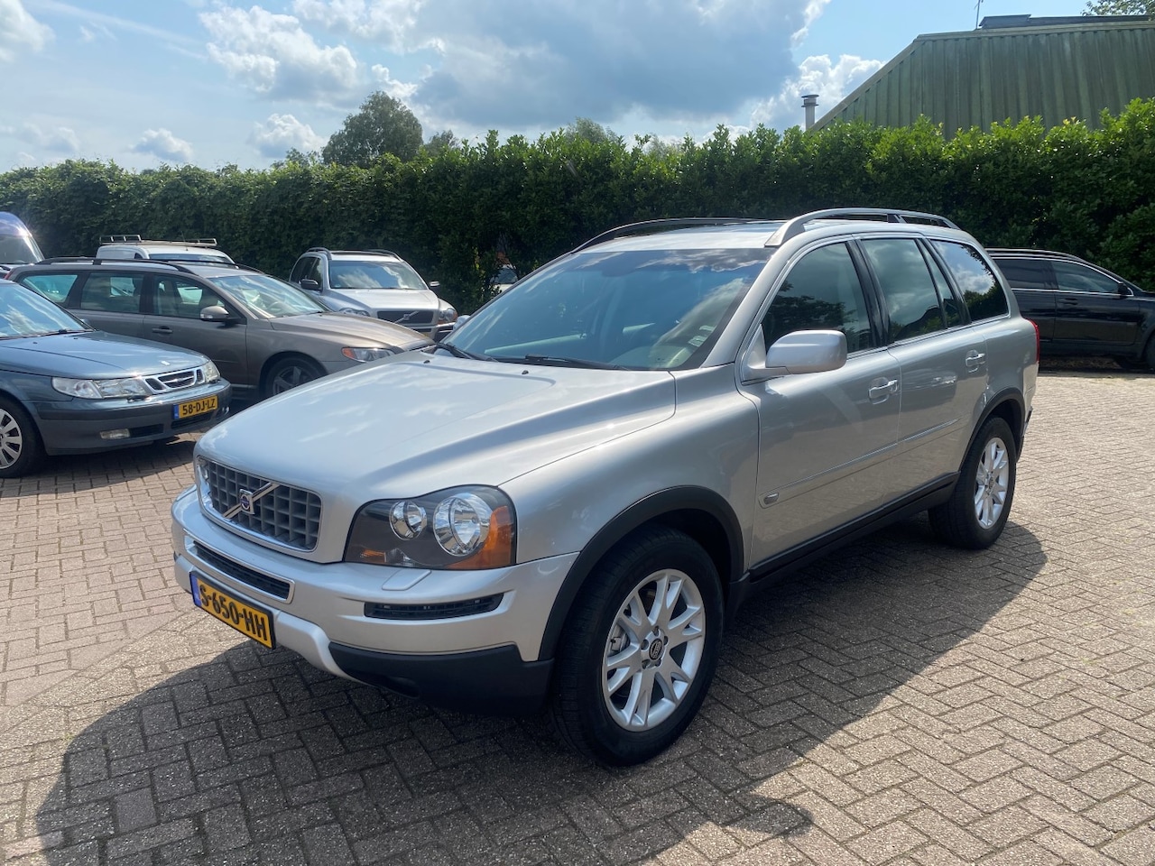 Volvo XC90 - 4.4 V8 Momentum Youngtimer - AutoWereld.nl