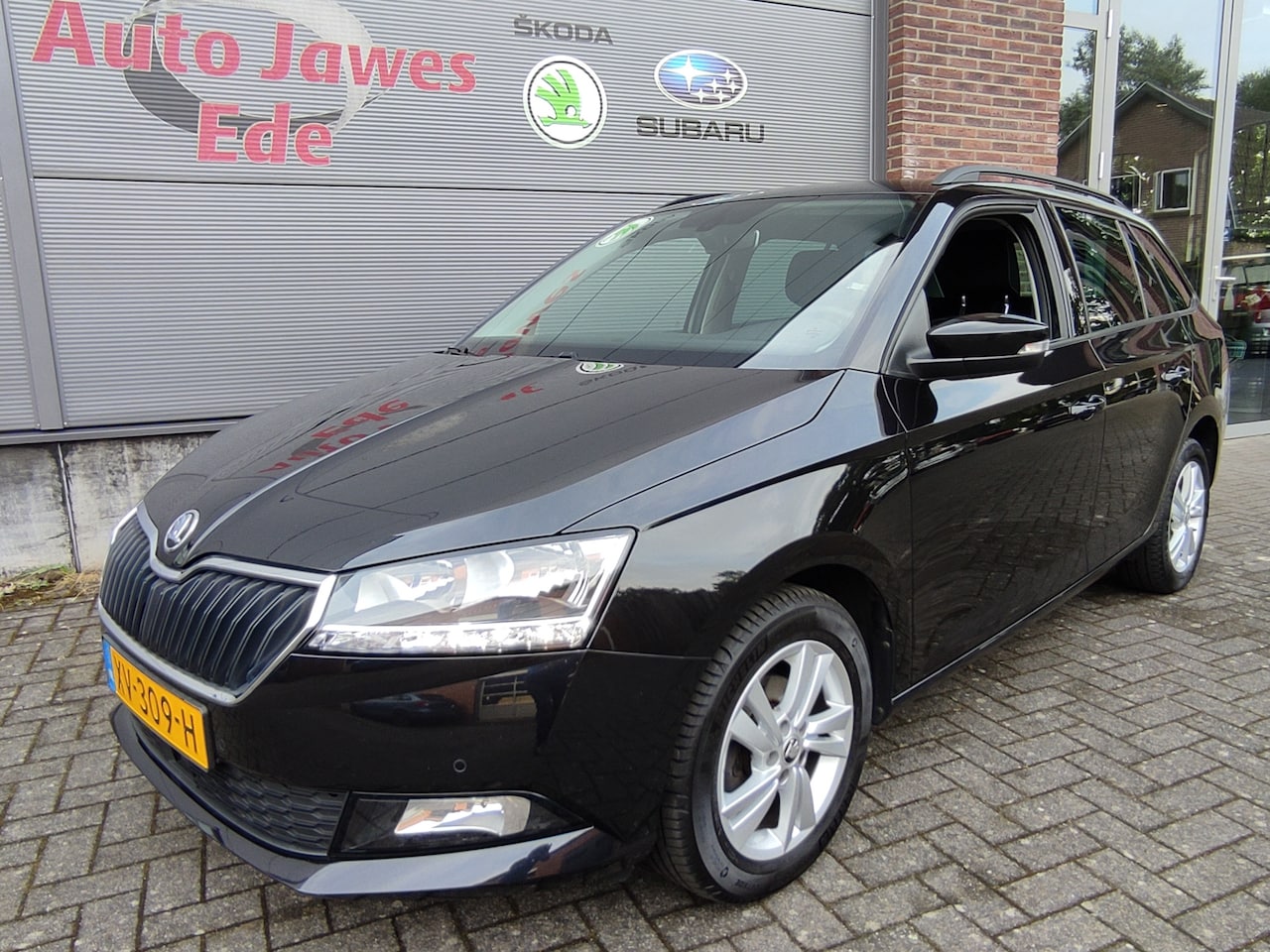 Skoda Fabia Combi - 1.0 TSI Style Climatronic - P.sensoren V+A - Navigatie - LMV - AutoWereld.nl