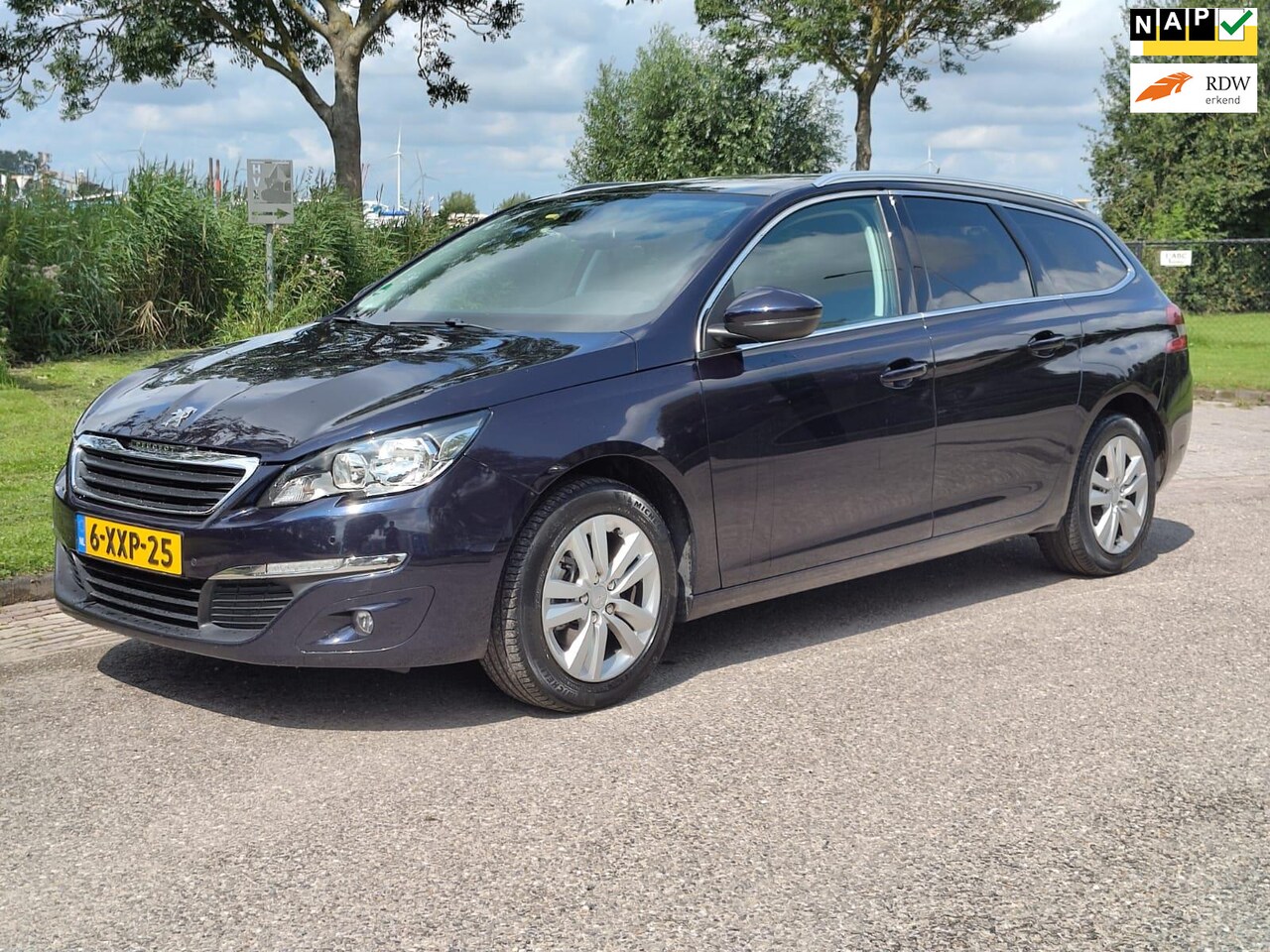 Peugeot 308 SW - 1.2 e-THP Blue Lease Executive - NAP - Motor gereviseerd - APK tot 26-07-2025 - AutoWereld.nl