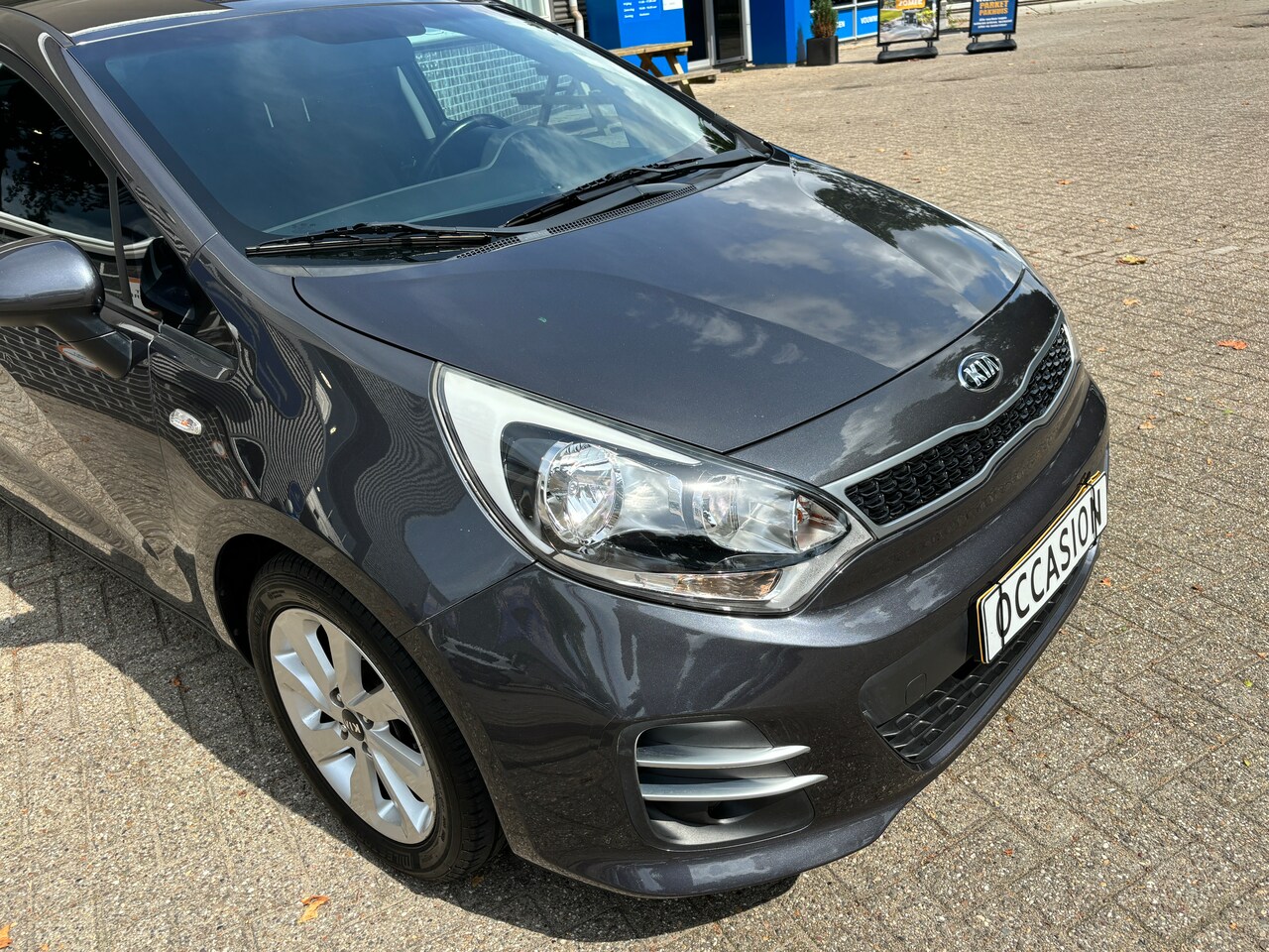 Kia Rio - 1.4 CVVT ExecutiveLine | 109pk. Climate control. Stoelverw. Etc.