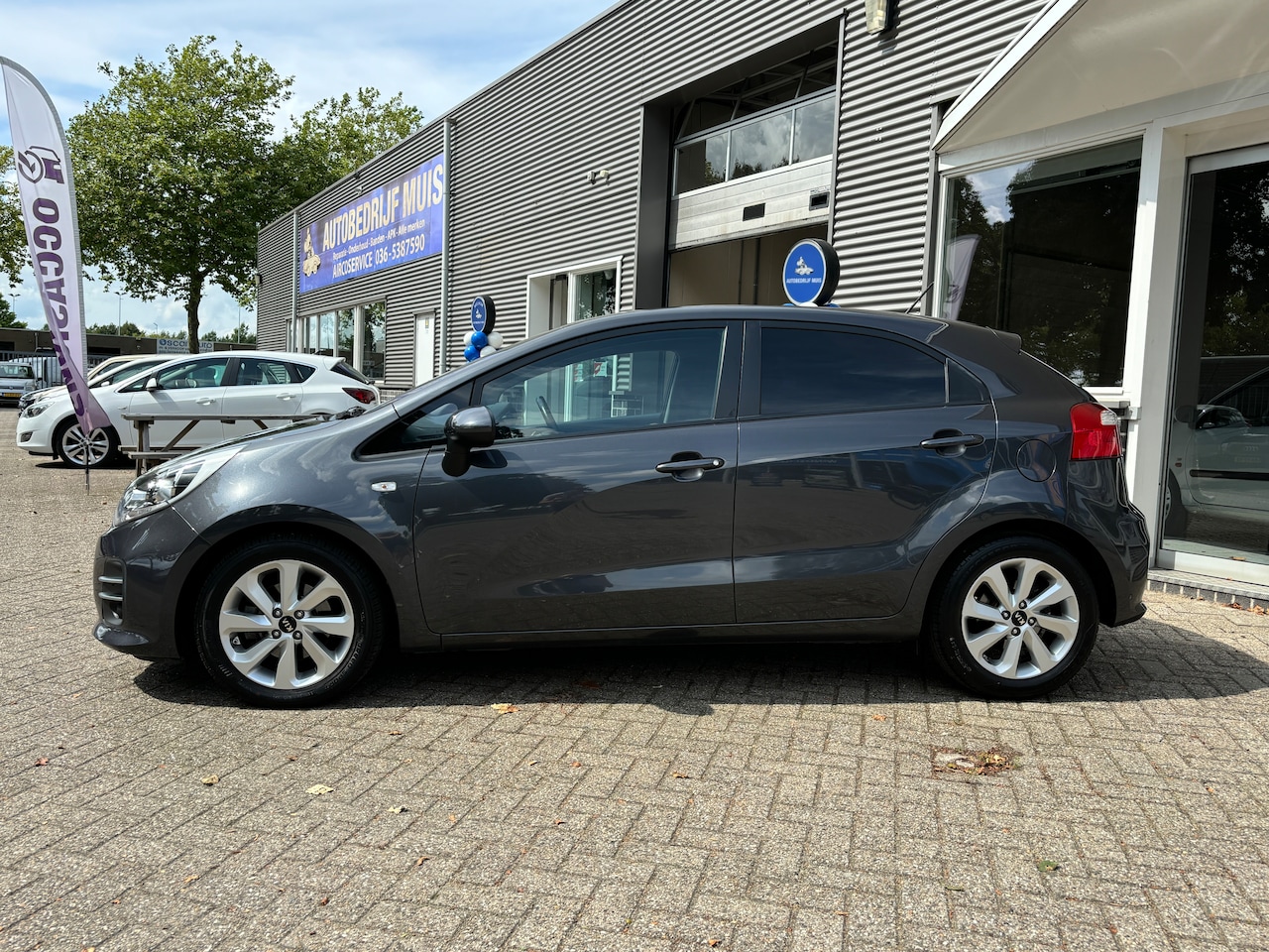 Kia Rio - 1.4 CVVT ExecutiveLine | 109pk. Climate control. Stoelverw. Etc.