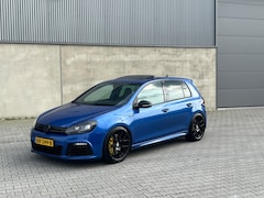 Volkswagen Golf - 2.0 R 4-Motion R20+DSG+380PK+SCHAALSTOELEN+MILLTEK+KEYLESS GO+SCHUIFDAK+FLIPPERS+19 INCH V