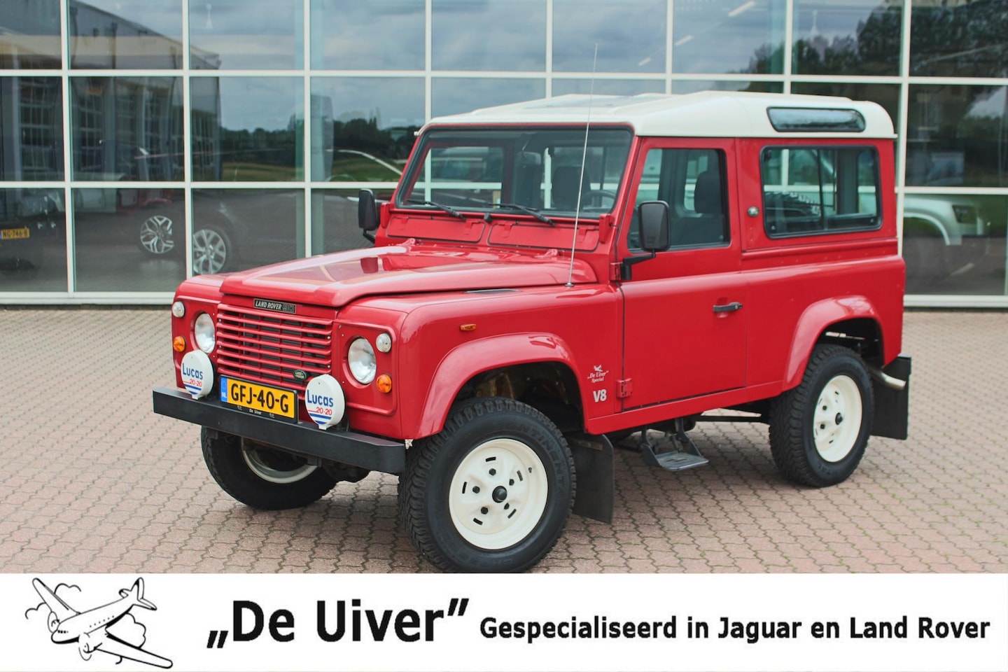 Land Rover Defender - 3.5 V8 90" County 1e eigenaar/ NL-auto/ pas 50.118 km. gereden/ originele boekjes/schadevr - AutoWereld.nl