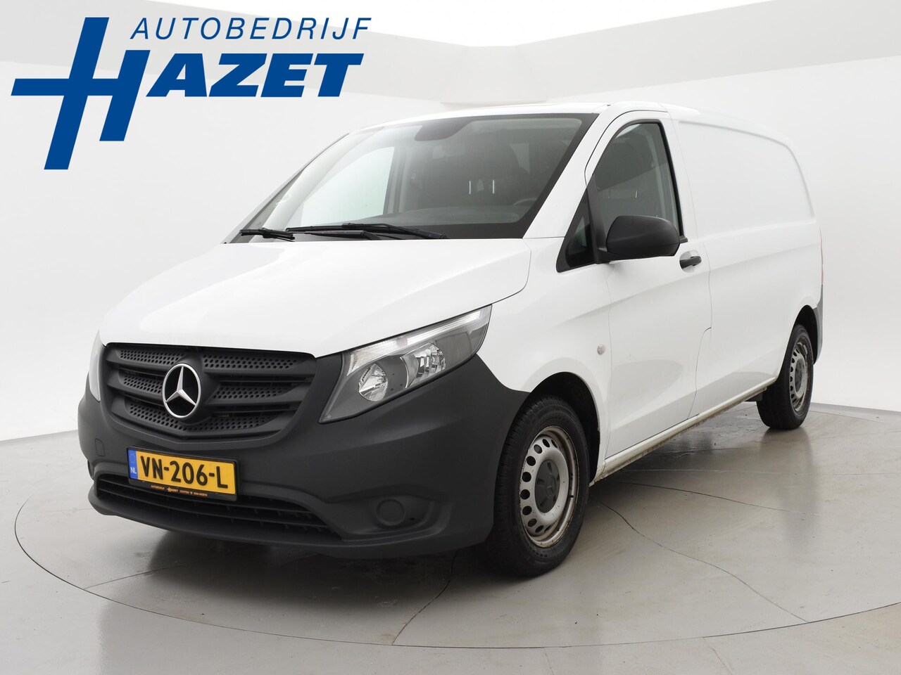 Mercedes-Benz Vito - 111 CDI + TREKHAAK / CRUISE CONTROL / AIRCO - AutoWereld.nl