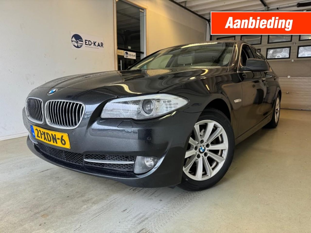 BMW 5-serie - 520i High Executive LEER SPORT SCHUIFDAK ZEER MOOI NAP APK - AutoWereld.nl