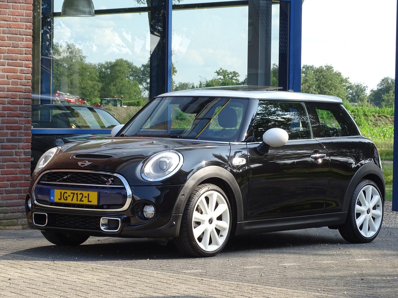 MINI Cooper S - Mini 2.0 Chili Serious Business - AutoWereld.nl