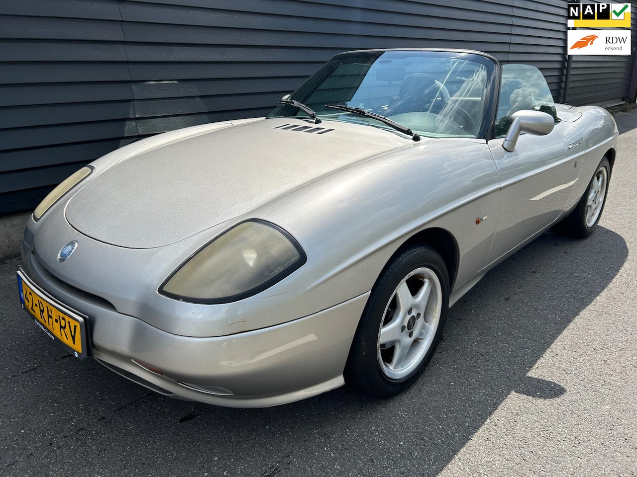 Fiat Barchetta - 1.8-16V Rijdt Goed Nette Kap APK t/m 16-08-2025! - AutoWereld.nl