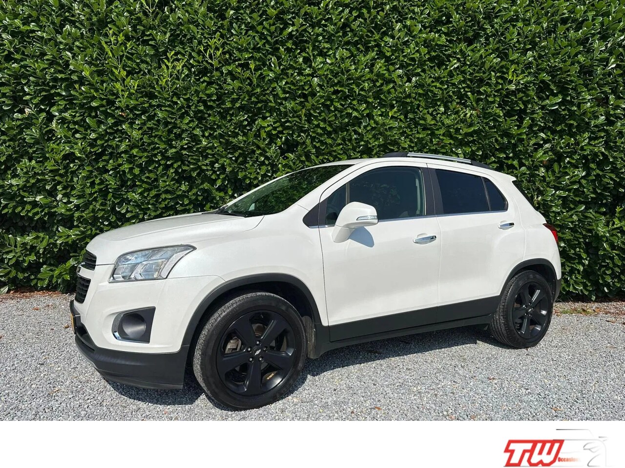 Chevrolet Trax - 1.4T LT AWD | NWE APK | AIRCO | TREKHAAK - AutoWereld.nl