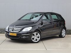 Mercedes-Benz B-klasse - 180 BlueEFFICIENCY Business Class, Bluetooth, Parkeersensoren, Stoelverwarming, Clima