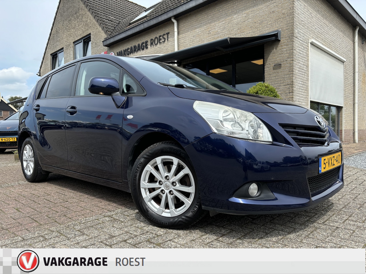 Toyota Verso - VAN 1.6 VVT-i Aspiration BTW-Vrij! / Trekhaak / Airco - AutoWereld.nl