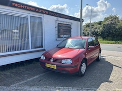 Volkswagen Golf - 1.6-16V Trendline