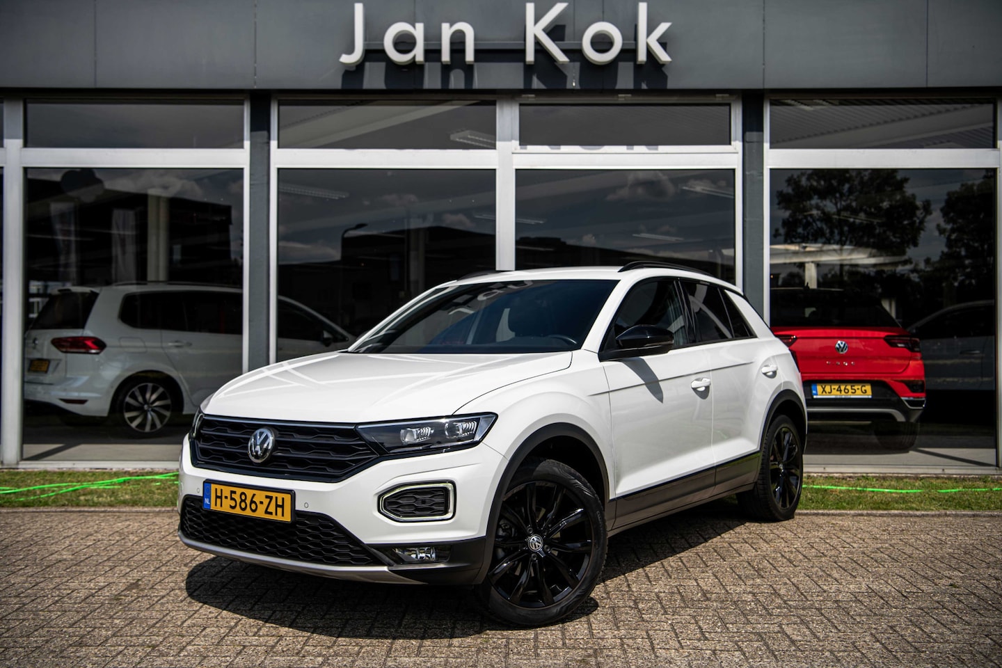 Volkswagen T-Roc - 1.5 TSi 150 pk Sport | Camera | Full LED | Virtual Cockpit - AutoWereld.nl