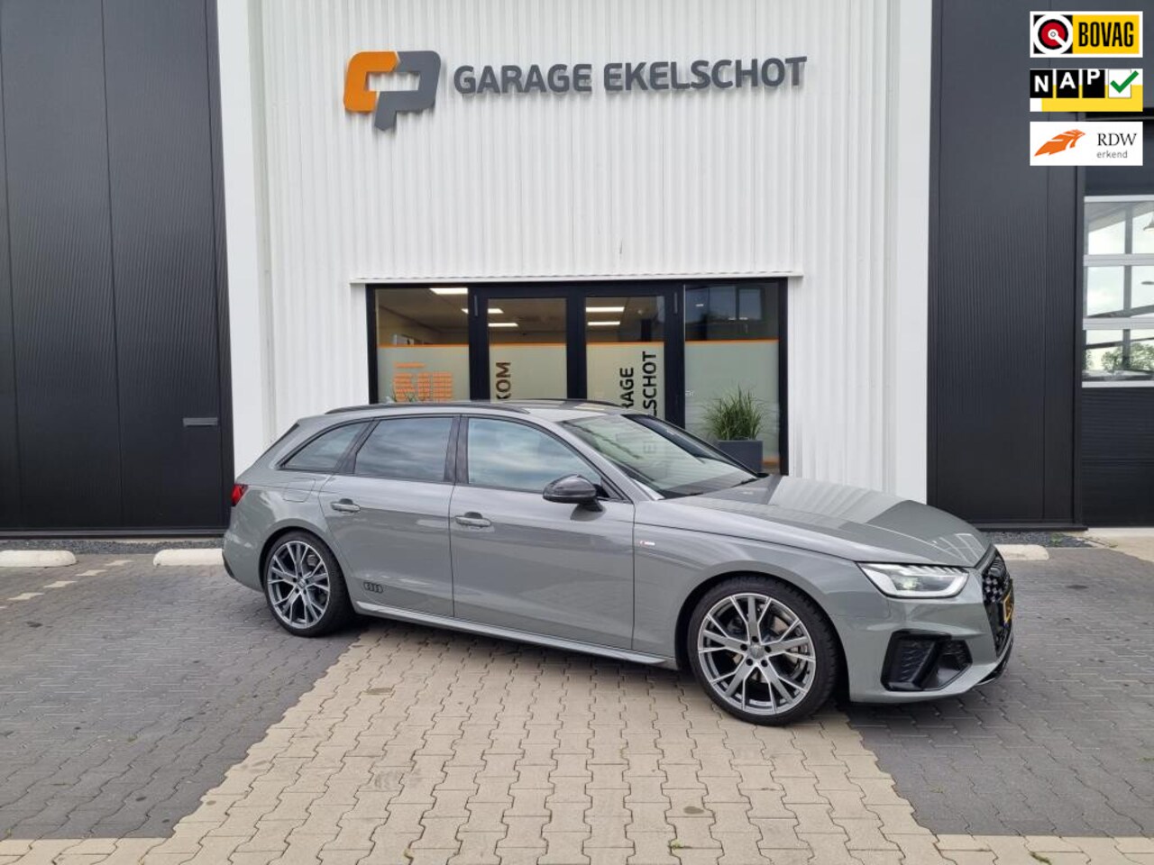 Audi A4 Avant - 2.0 TFSI S-line Competition MHEV 250PK - AutoWereld.nl